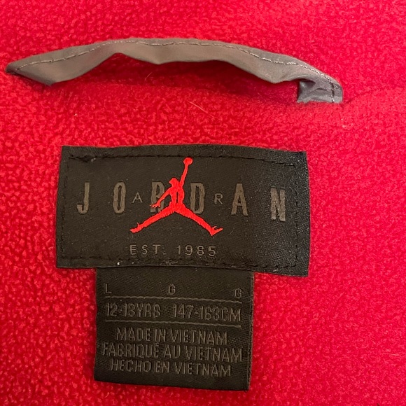 Nike Air Jordan Boys Black Puffer Full Zip Hooded Jacket. Large-12-13 yrs old - Picture 10 of 10